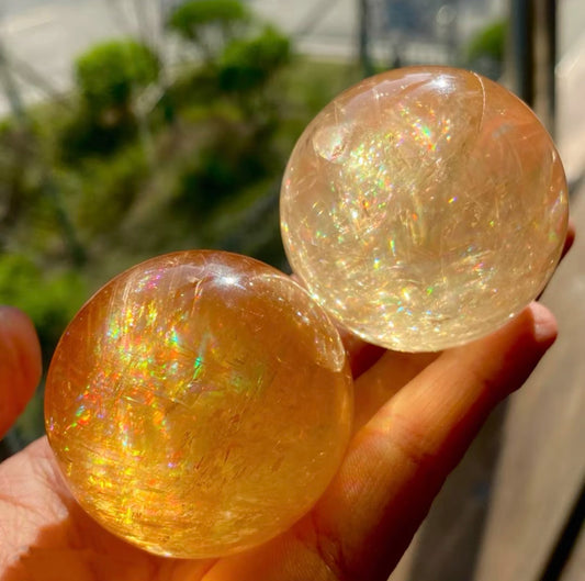 Solar Radiance Yellow Quartz Crystal ball for 1 piece
